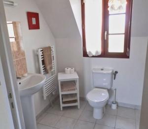 Maisons de vacances Belle maison perigourdine pour 5 a Brantome : photos des chambres