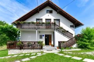 Apartman PLUM PLITVICE - Drežnik Grad