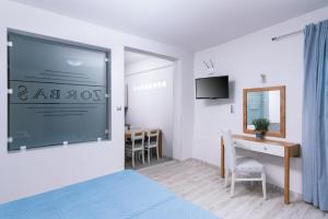 Zorbas Apartments-Am Strand von Lentas