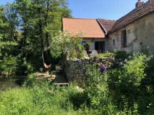 B&B / Chambres d'hotes Le Surmelin Bed & Breakfast 'Ombres' : photos des chambres