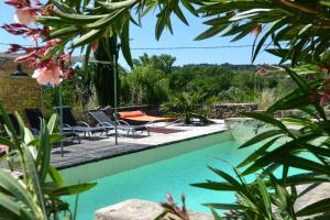 Appartements LES JARDINS DU VENTOUX : photos des chambres