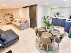 Le Petit Rocher 30m2- Studio standing 3 étoiles