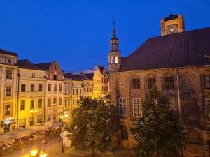 Main Square Apartments