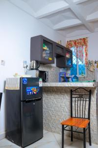 Serene 2 bedroom homestay 15mindrive to the beach