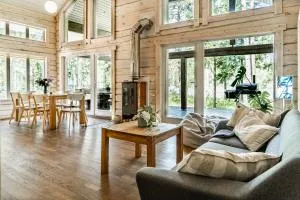 Meretuule Holiday Home - Vihterpalu