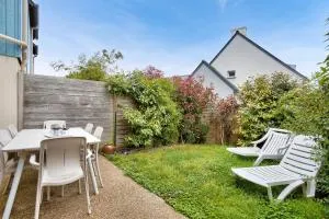 Détente et calme sur la Côte d’Émeraude - Port Blanc