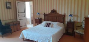 B&B / Chambres d'hotes Chateau des Bretonnieres sur vie - Maison d'hotes : photos des chambres
