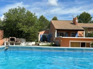 Villas Location saisonniere villa Lauris : photos des chambres