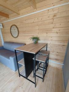 Chalets Tiny house toute equipee avec jardin : photos des chambres