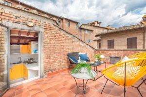 Mimosa- Loft elegante con terrazza nel centro di Siena