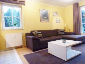 Friesen-Residence-12