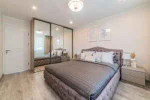 E.D. Luxury Apartaments - Bubiai