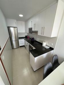 Ático con piscina privada vistas al mar.