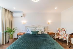 E. D. Elite Apartment