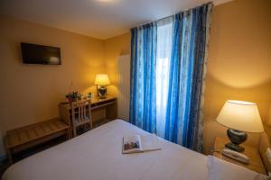 Hotels Logis Hotel Le Continental : photos des chambres