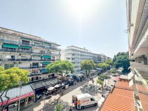 DIFFERENTFLATS Arquus V