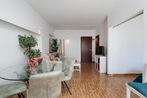 Praia da Rocha Apartment by LovelyStay