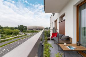 Tauron Arena Lema Family Apartment by Renters