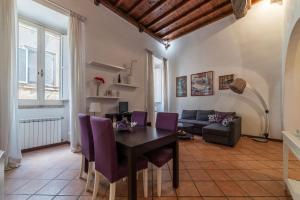 GuestHost - Pantheon Charming Apartment