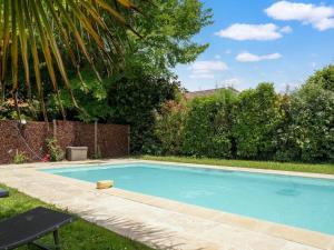 Maisons de vacances Charming cottage in Prayssac with private pool : photos des chambres