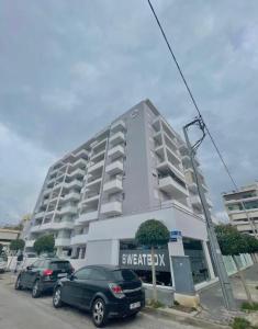 Cozy 2-bedroom Apartment in Piraeus (ERM_E9)