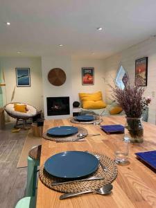 Maisons de vacances BEACH HOUSE DE CHARME A MESSANGES. LA MAISON BLEUE : photos des chambres