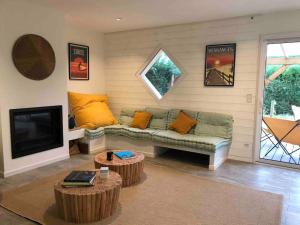 Maisons de vacances BEACH HOUSE DE CHARME A MESSANGES. LA MAISON BLEUE : photos des chambres