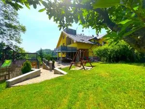 MAXOVO KRÁLOVSTVÍ - Tatobity