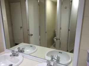 Stone House Hotel Pasay