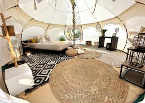 Tentes de luxe Domaine la Madeleine - Hebergement insolite : photos des chambres