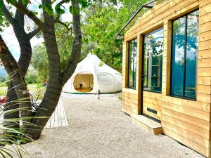 Tentes de luxe Domaine la Madeleine - Hebergement insolite : photos des chambres