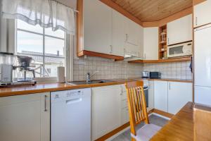 Beach House Meritähti 20