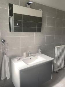 Appartements Zenitude et proximite : photos des chambres