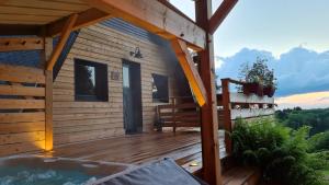 Chalets Chalet du Fayard - jacuzzi avec vue et detente en pleine nature : photos des chambres