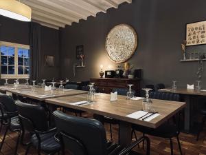 Hotels LA PROMENADE : photos des chambres