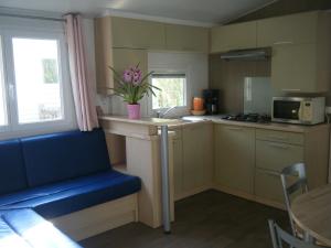 Campings Camping Hotel Les Rives du Loup : photos des chambres
