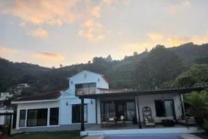 Chalet Santa Teresita - Amatitlán