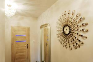 Ekskluzywny Apartament w centrum z balkonem i parkingiem