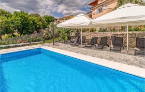 Beautiful Apartment In Dramalj With Outdoor Swimming Pool, Wifi And 2 Bedrooms