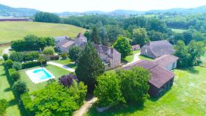 Sejours a la campagne Domaine de Brivat, piscine privee : photos des chambres