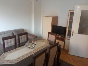 Marias Place