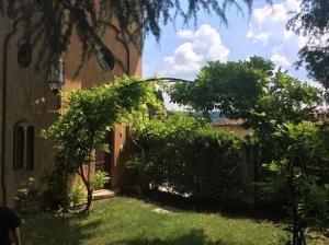 Monolocale in villino liberty