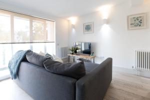 Cosy one bedroom apartments with free evening parking