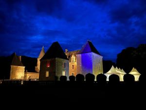 Maisons d'hotes Chateau des Feugerets : photos des chambres