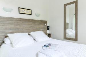 Hotels Hotel VAL FLORES LOGIS : photos des chambres