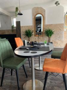 APARTMANI & RESTORAN -S O K O- SJENICA