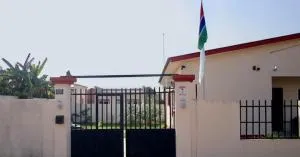 Entire Cozy 2-Bedroom House Plus Free Car Use - Ker Dobaly