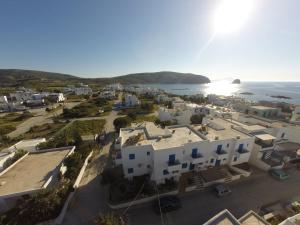 Apollon Rooms Milos Greece