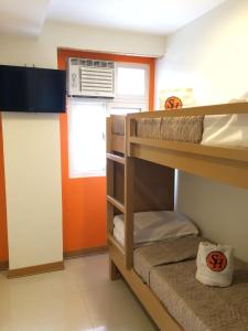 Stone House Hotel Pasay