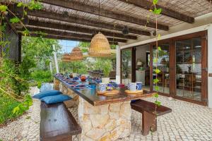 Large Lakeside Villa near Silves - Figs on the Funcho